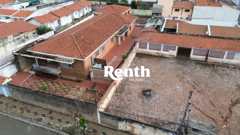 Imagem Casa com 4 dormitórios à venda, terreno total de 1.500 m², por R$ 1.800.000 - Santa Cruz - Rio Claro/SP