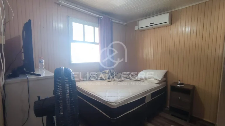 Imagem Casa Mista c/ quiosque e piscina