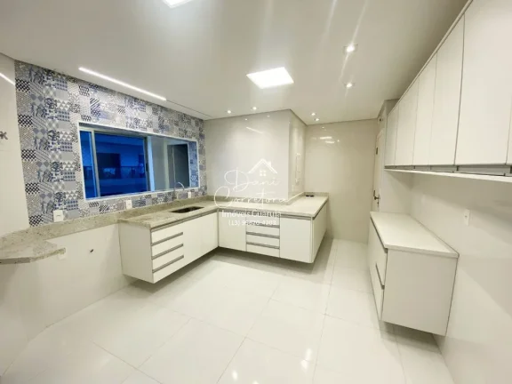 Imagem Apartamento à venda em Guarujá-SP, Pitangueiras: 3 quartos, 2 suítes, 2 salas, 3 banheiros, 2 vagas, 155m².