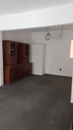 Imagem Casa para Salão e Apartamento no piso Superior comercial Centro S.A