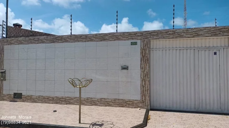 Casa de rua pública à venda na Barra dos Coqueiros - Confira detalhes