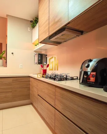 Imagem Casa 3 quartos no Jardins Madri, em terreno com 406,25m² com 209,87m² de área construída possui:...