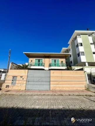Casa com 5 Quartos à Venda, 384 m² em Areias - São José