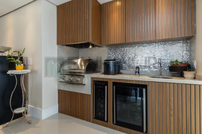 Imagem Imperdível oportunidade: Apartamento de alto padrão com 3 suítes e 3 vagas na Vila Nova Conceição, São Paulo-SP!