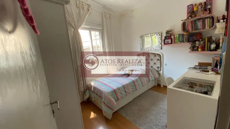 Imagem Com certeza esse imóvel cabe no seu bolso, casa a venda no Jardim presidente, imóvel de 3 Dormitórios, com cozinha planejada, ar condicionado na sala e nos quartos, 1 vaga de garagem coberta com portão automático aqui bem localizado no Jardim Presidente, 