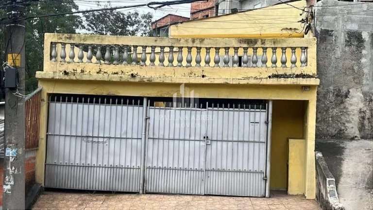 Imagem Casa para locar com 3 dorm 2 vagas de garagem e quintal amplo