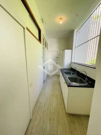 Imagem Cobertura Duplex de 5 Quartos para Venda em Copacabana com 250 m²