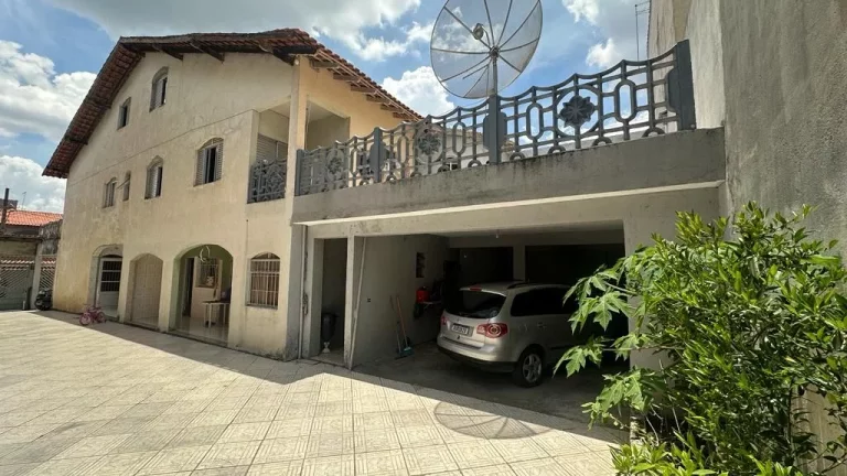 Imagem Sobrado com 2 dormitórios à venda, 400 m² por R$ 950.000,00 - Jardim Carlos Cooper - Suzano/SP