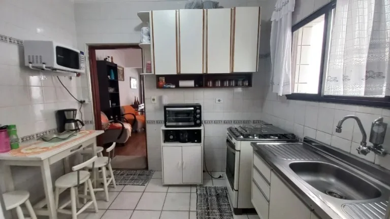 Imagem Apartamento 1 dormitório 1 vaga 350 metros da praia à venda, 50 m² por R$ 295.000 - Vila Guilhermina - Praia Grande/SP