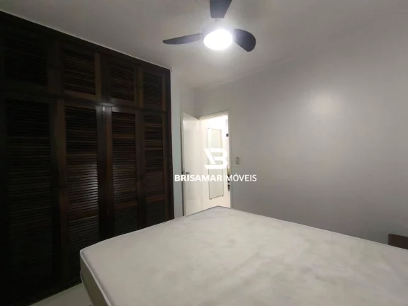 Imagem PITANGUEIRAS- UMA QUADRA DO MAR , LOCALIZAÇÃO ESPETACULAR , GARAGEM NO PRÉDIO.