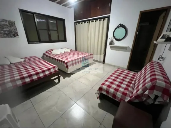 Imagem Imperdível! Casa à venda em Araruama-RJ, Novo Horizonte, 4 quartos, 3 suítes, 1 sala, 4 banheiros, 4 vagas, 163m².