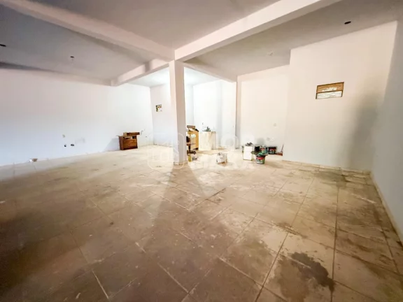 Imagem Loja/Salão à venda no Setor Econômico de Sobradinho, 200m², 1 dormitório, 1 banheiro. Confira!