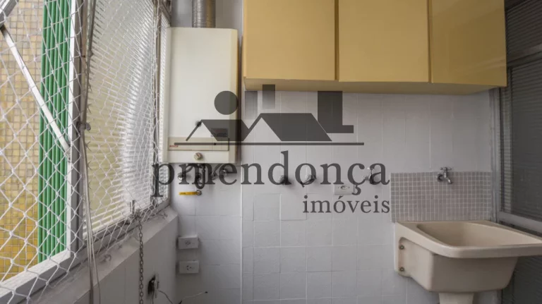 Imagem Apartamento com 126 metros de área útil para você decorar do seu jeitinho! Living para 02 ambient...