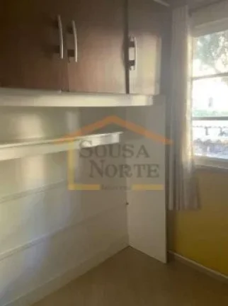 Imagem Apartamento com 2 dormitórios, 1 banheiro, rico em armários planejados em todos os cômodos, sala ...