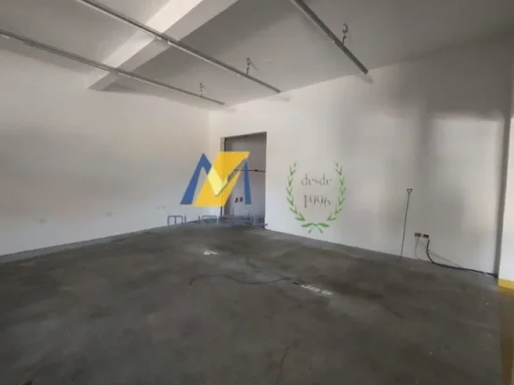 Imagem Salão comercial amplo, funcional e preparado para operações exigentes
