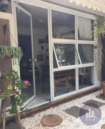 Imagem Casa para venda possui 205 m2 com 3 quartos em Alphaville -SP