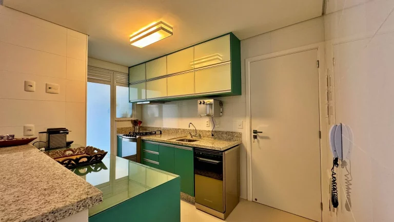 Imagem Apartamento com 3 dormitórios à venda, 113 m por R$ 3.990.000,00 - Riviera