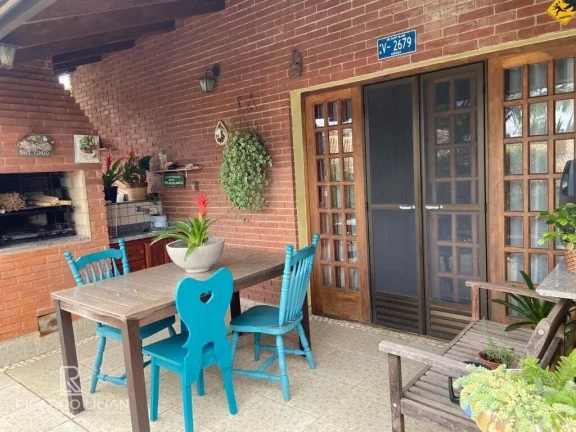 Imagem "Encante-se com esta Casa de Condomínio em Atibaia: Conforto e Lazer em um Só Lugar!"