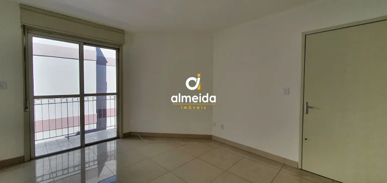 Imagem Apartamento com 2 dormitórios e dependência completa no centro