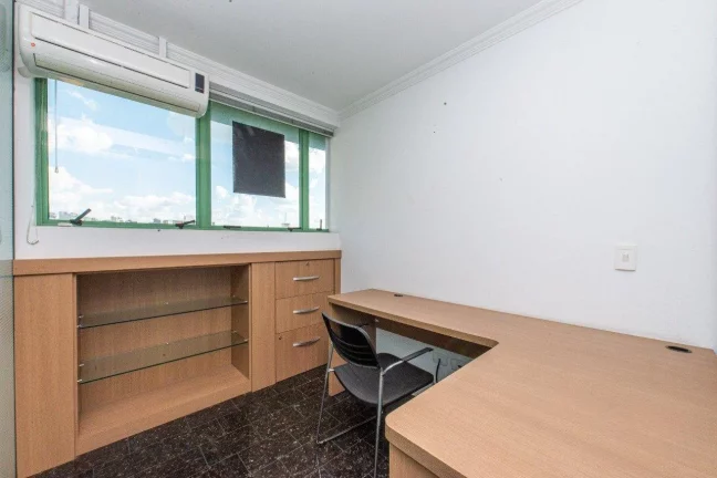 Imagem Sala Comercial com 1 vaga no Centro