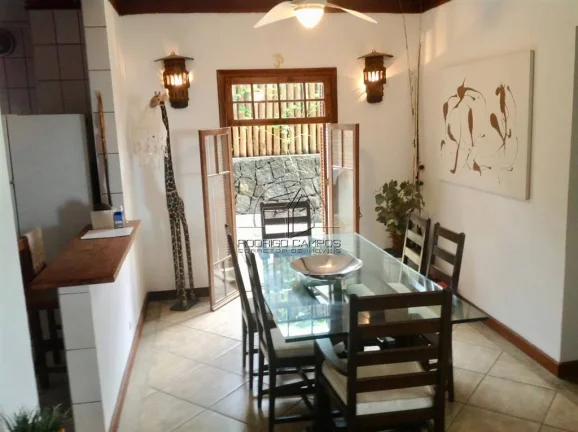 Imagem Espaçosa Casa 3 Suítes à Venda em São Pedro, Ilha Bela - R$1,98M