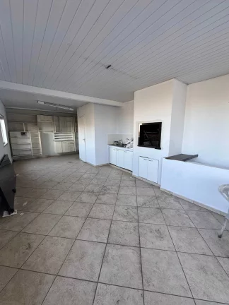 Imagem Casa com 3 dormitórios sendo 1 suíte e 2 vagas - Guanabara | Joinville/SC