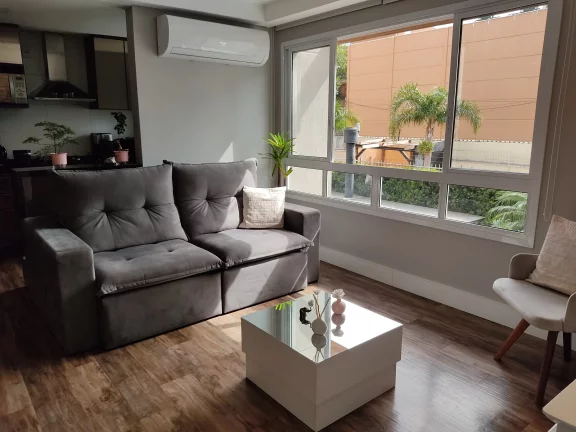 Imagem Apartamento de 3 Dormitórios 1 suite com box, no Bairro Tristeza