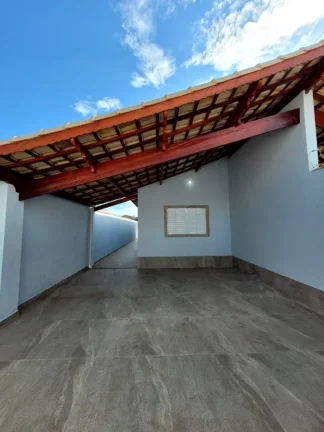 Imagem Casa para Venda em Mongaguá, Balneário Itaguai, 2 dormitórios, 1 suíte, 2 banheiros, 2 vagas