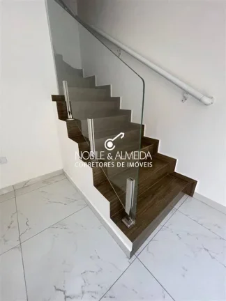 Imagem Sobrado em condomínio, fino acabamento em Praia Grande