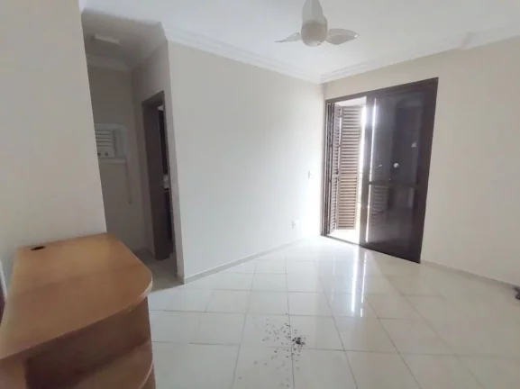 Imagem AMPLO APARTAMENTO COM 4 DORMITÓRIOS, SENDO 2 SUÍTES E O 4º DORMITÓRIO OPCIONAL, 2 VAGAS, VARANDA ESTENDIDA, NA REGIÃO NOBRE DA PITANGUEIRAS NO GUARUJÁ