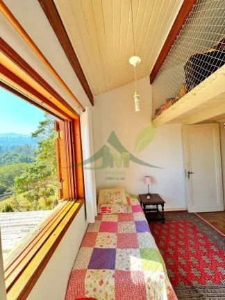 Imagem Sítio à Venda em Atibaia: Exclusivo com Vista Panorâmica e Casa Financiável