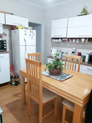 Imagem Sobrado maravilhoso com 207 m² 3 Dormitórios 2 Vagas de Garagens