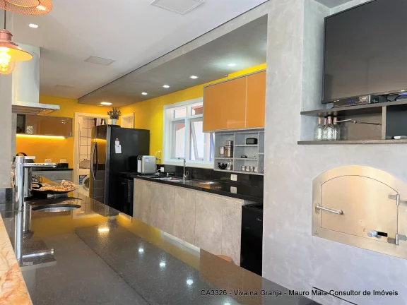Imagem Casa Alto Padrão recém reformada, bom gosto e funcionalidade - Granja Viana