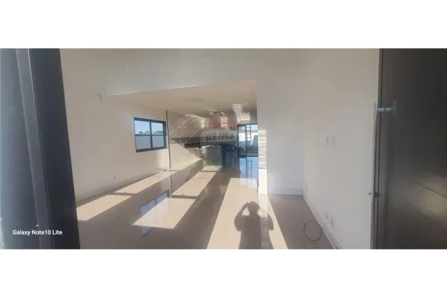 Imagem Maravlhosa Casa no Mais Completo Condomínio de Maricá!!!