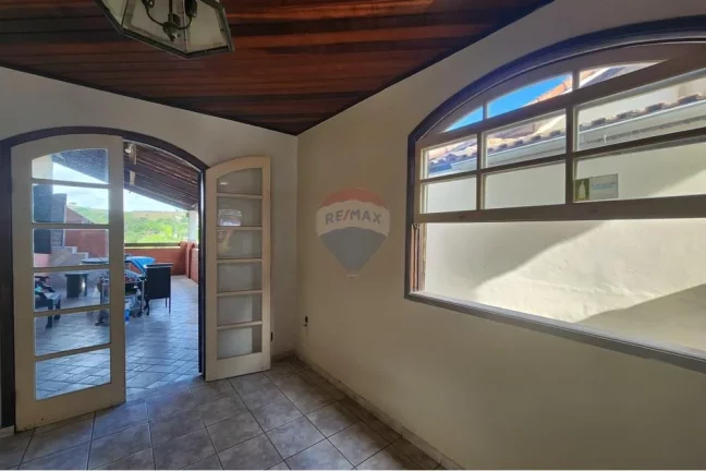 Imagem Casa dos Sonhos em Araçatiba: Conforto e Lazer