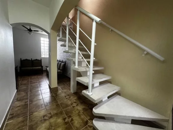 Imagem Sobrado com 3 dormitórios à venda, 207 m² por R$ 600.000,00 - Vila Mazza - Suzano/SP