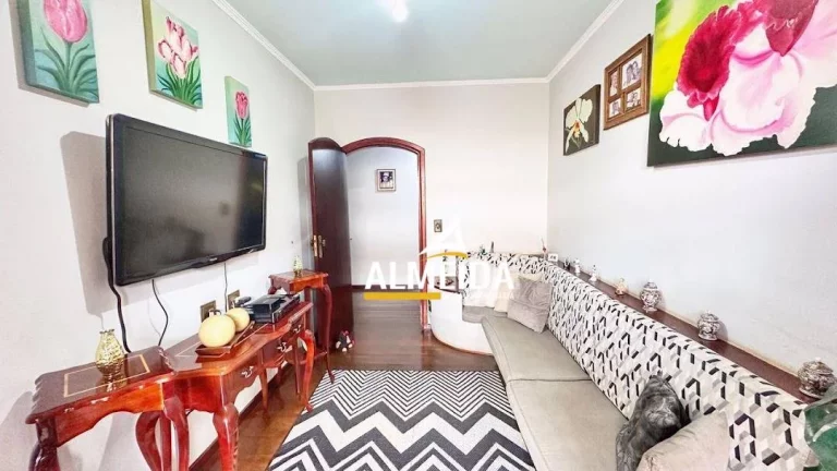 Imagem Casa com 3 dormitórios à venda, 393 m² por R$ 1.450.000,00 - Centro - Santa Gertrudes/SP