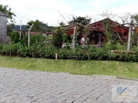 Imagem Casa para Venda em São José dos Pinhais, Campo Largo da Roseira, 2 dormitórios, 1 banheiro, 2 vagas