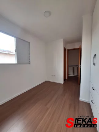 Imagem Casa para locação em São Paulo-SP, bairro Carrão: 2 quartos, 2 suítes, 1 sala, 3 banheiros, 1 vaga de garagem, 65m² de área.