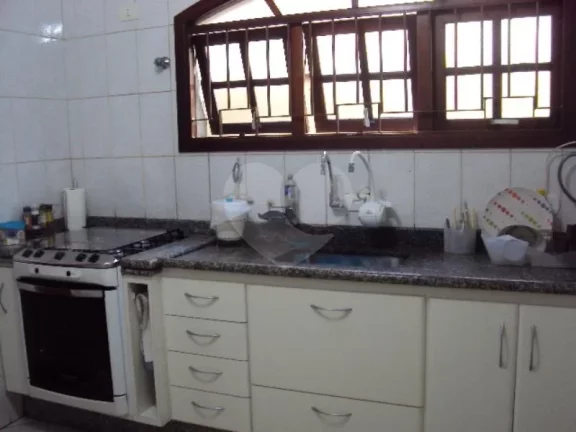 Imagem Casa à venda com 3 quartos, sendo 3 suítes, em Butantã, São Paulo - SP