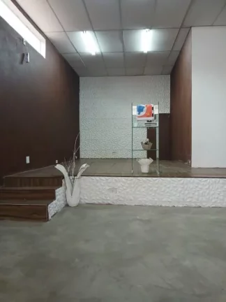 Imagem Salão para alugar, 100 m² por R$ 5.500,00/mês - Centro - Suzano/SP