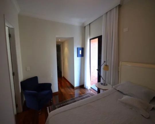 Imagem Apartamento a venda na Rua Maranhão com 3 suites e 3 vagas, 177m2
