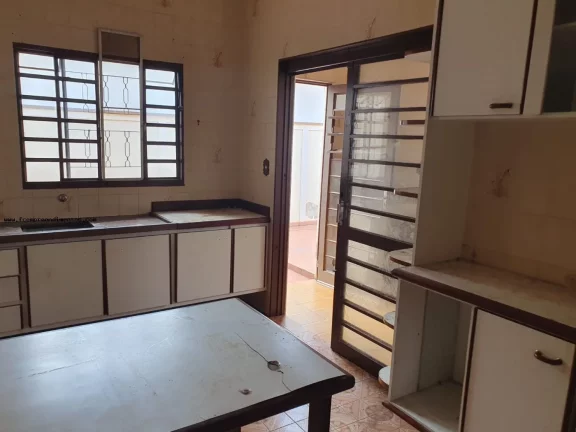 Imagem Casa para Venda em Limeira, Vila Bragotto, 2 dormitórios, 1 banheiro