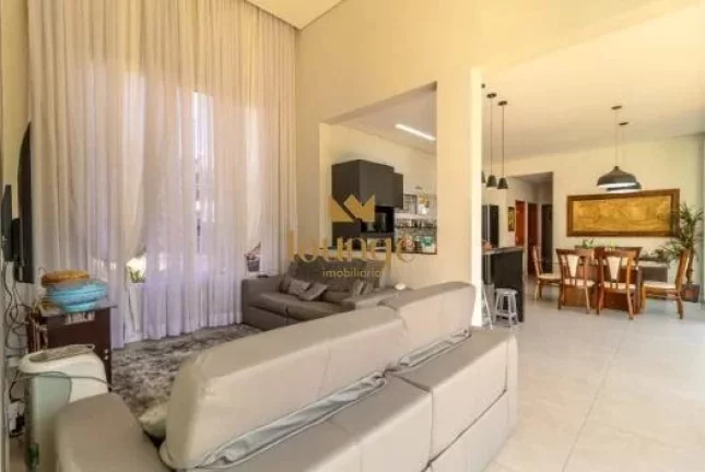 Imagem Casa à Venda no Caguaçu Zona Norte - Sorocaba/SP