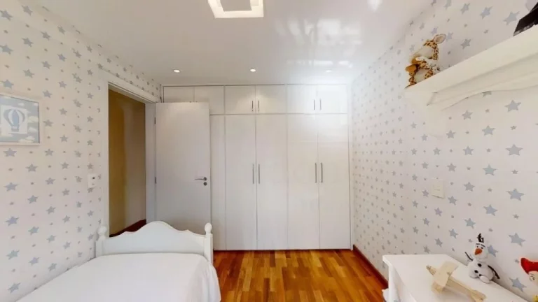 Imagem Apartamento a  venda na Vila Madalena com 03 quartos (1 suíte) e 2 vagas, 96m2.
