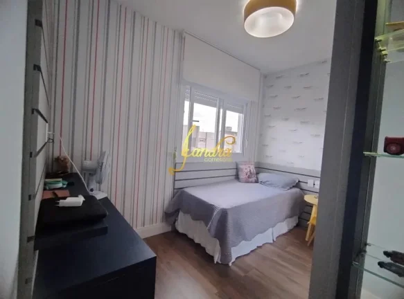 Imagem Apto em condomínio fechado com 03 suites mobiliado e decorado