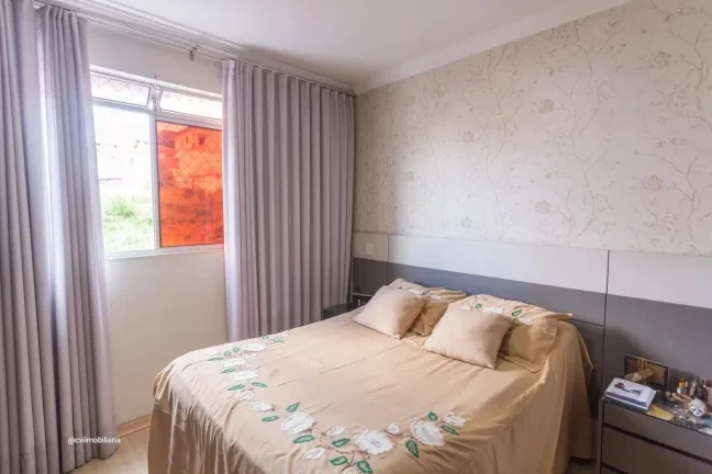 Imagem Localizado no bairro Fernão Dias, este apartamento oferece uma excelente oportunidade para quem bus...