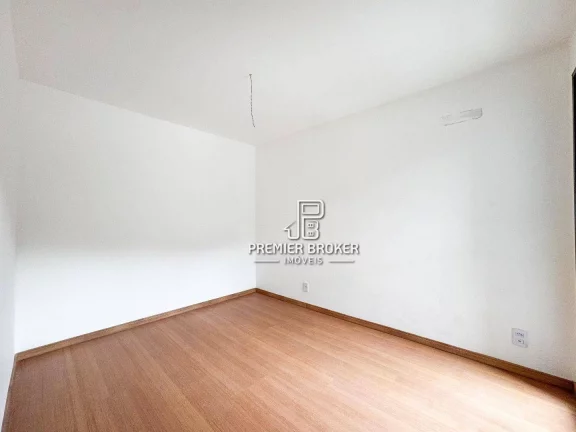 Imagem Apartamento com 3 dormitórios à venda, 76 m² por R$ 560.000,00 - Ermitage - Teresópolis/RJ
