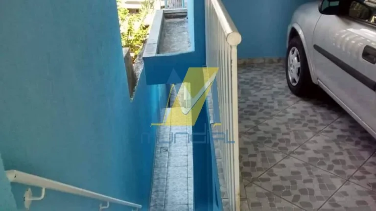 Imagem Renda imediata com 3 casas no mesmo terreno! Invista já