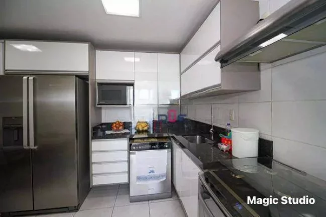 Imagem Apartamento com 4 dormitórios à venda, 191 m² por R$ 1.900.000 - Gonzaga - Santos/SP